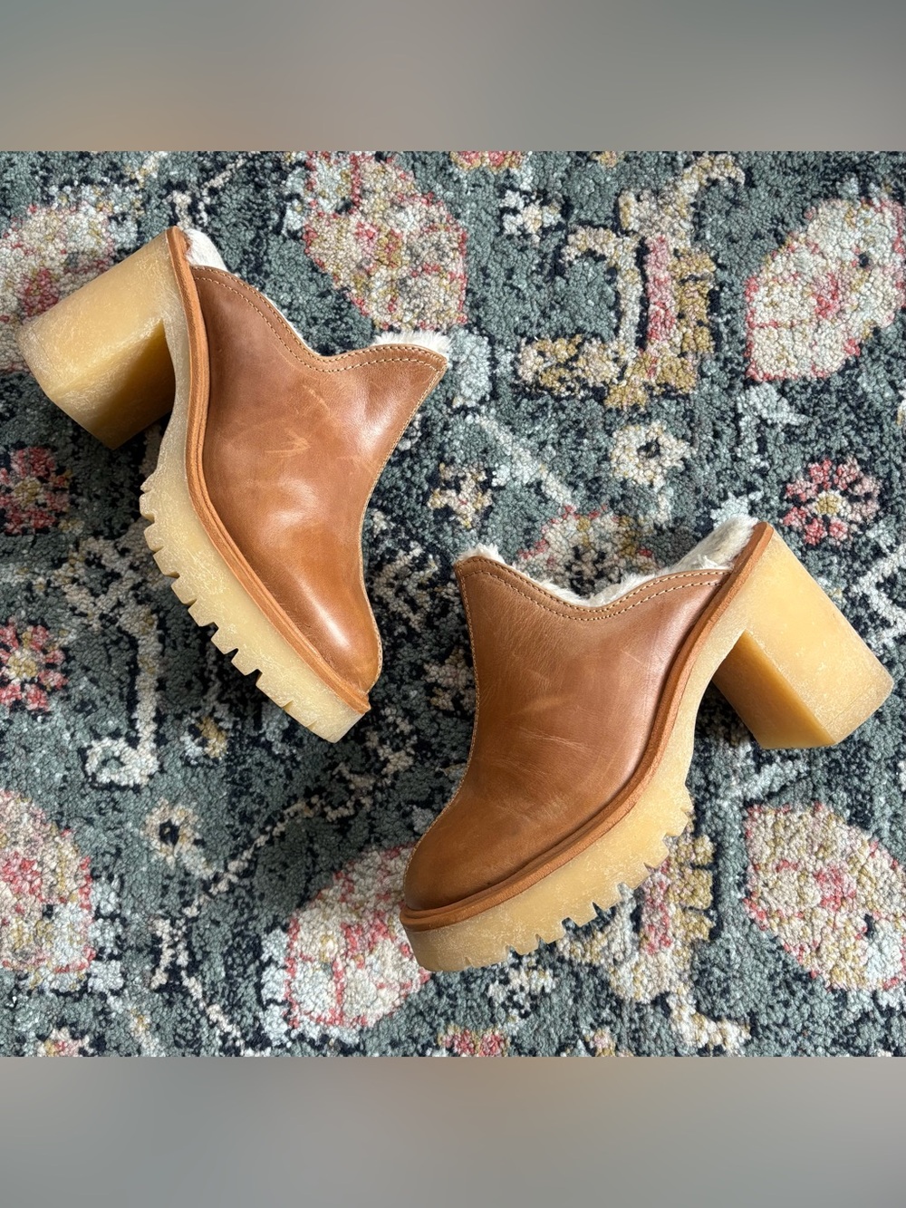 Free People James Cozy Mules Leather Clogs Tan Sz 36 / 6